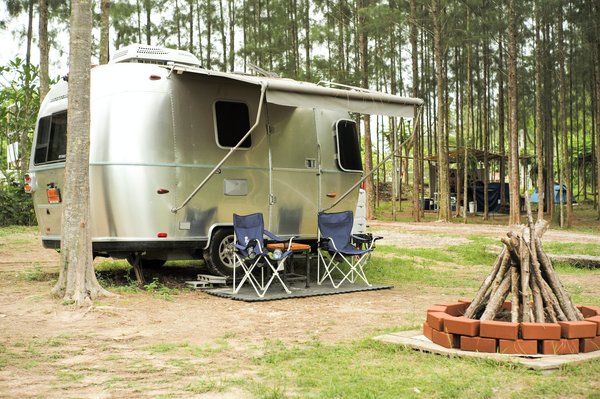 Les erreurs fréquentes des novices : marques et modèles de camping-cars à reconsidérer